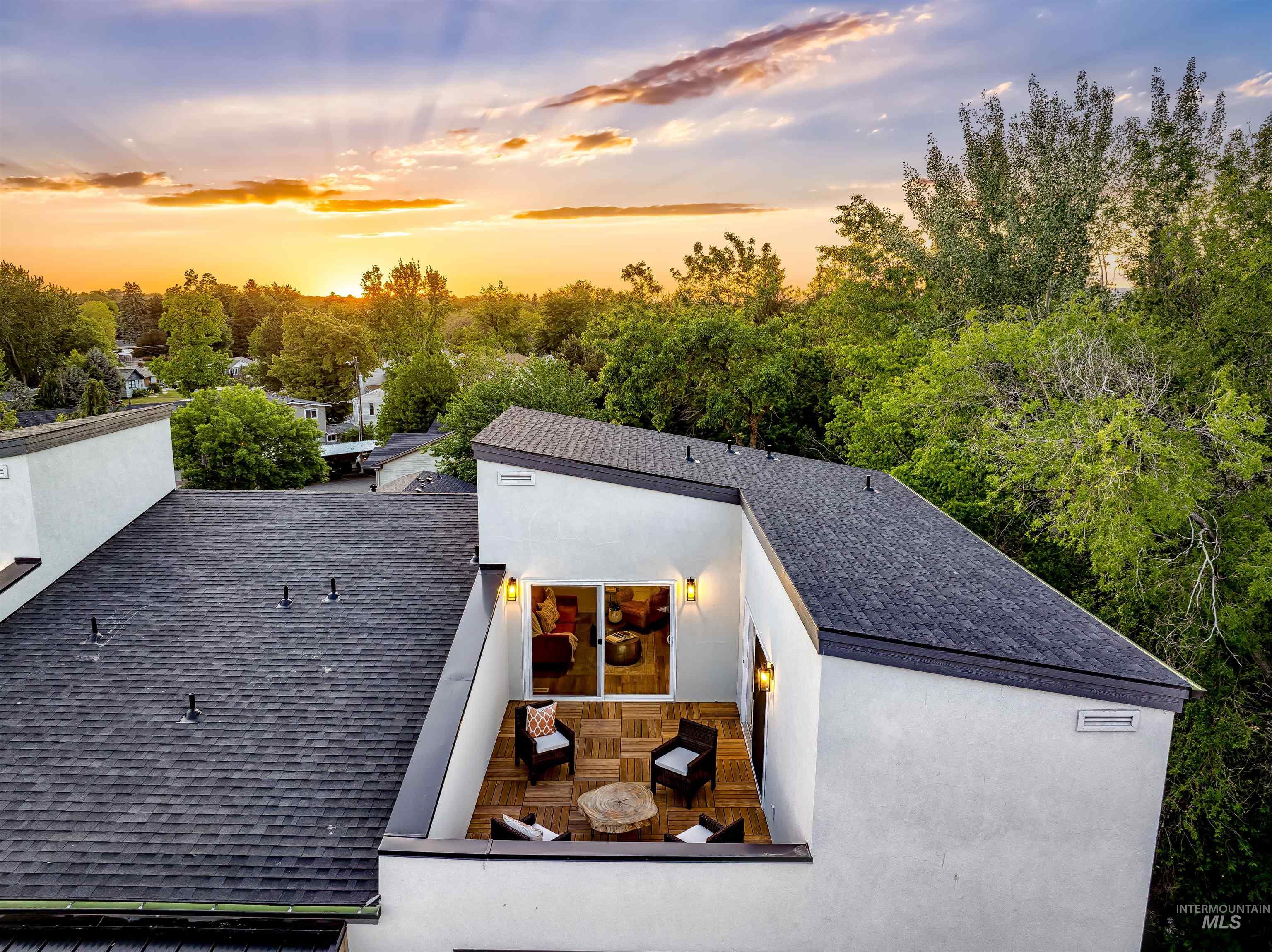 120 E Pennsylvania St Property Photo 23