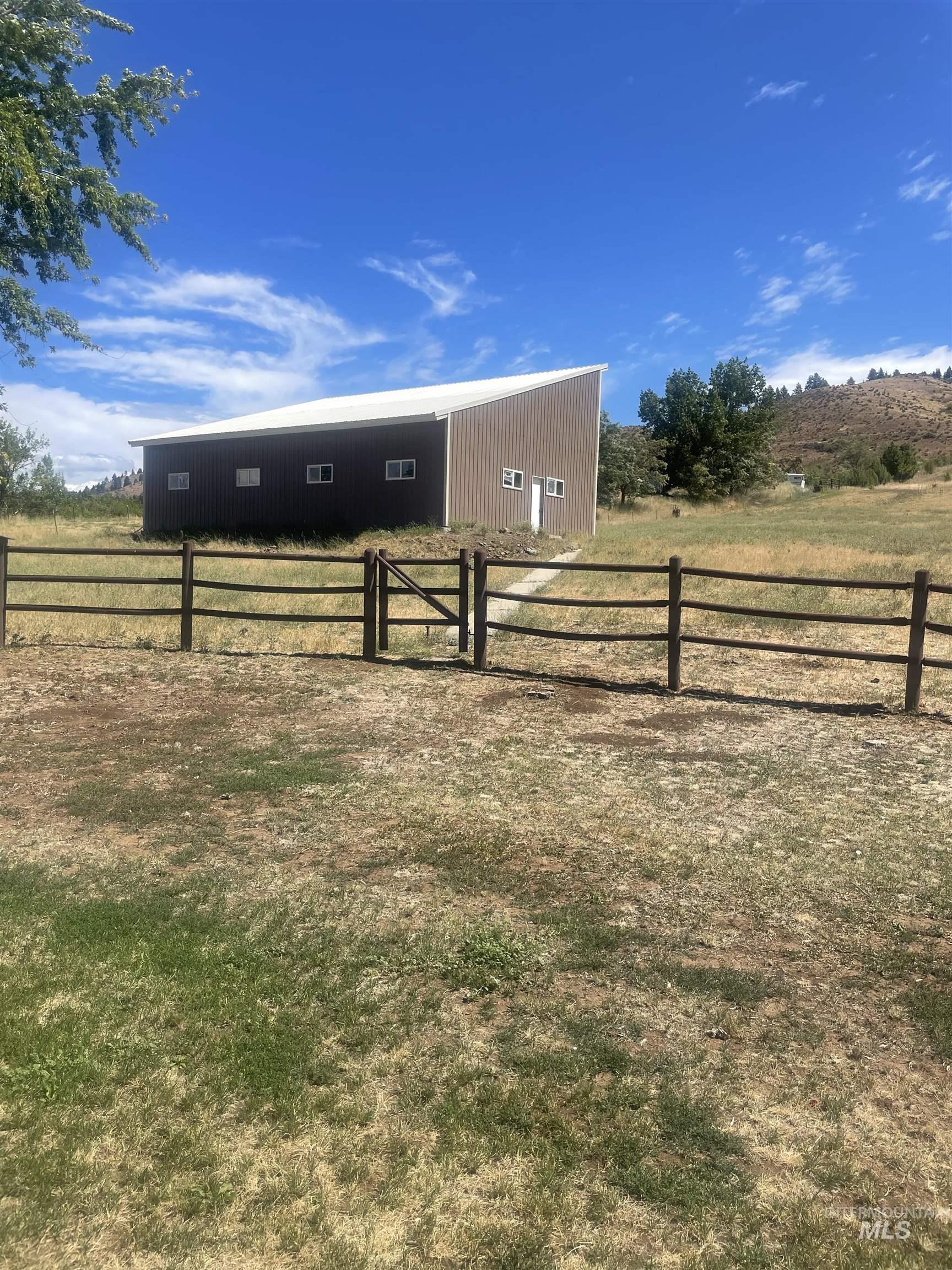 2002 Missman Property Photo 27
