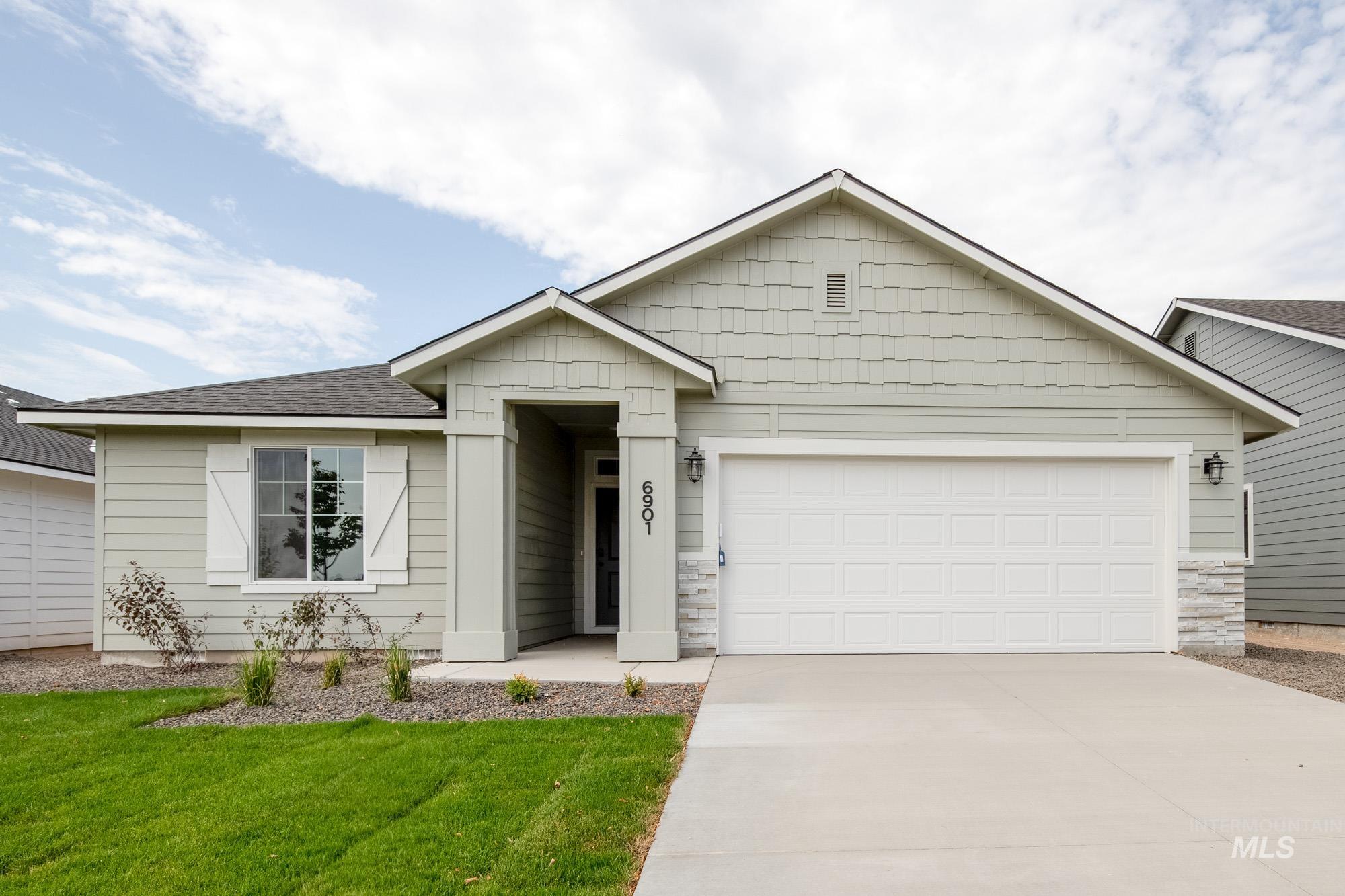 6901 S Old Farm Ave Property Photo 1