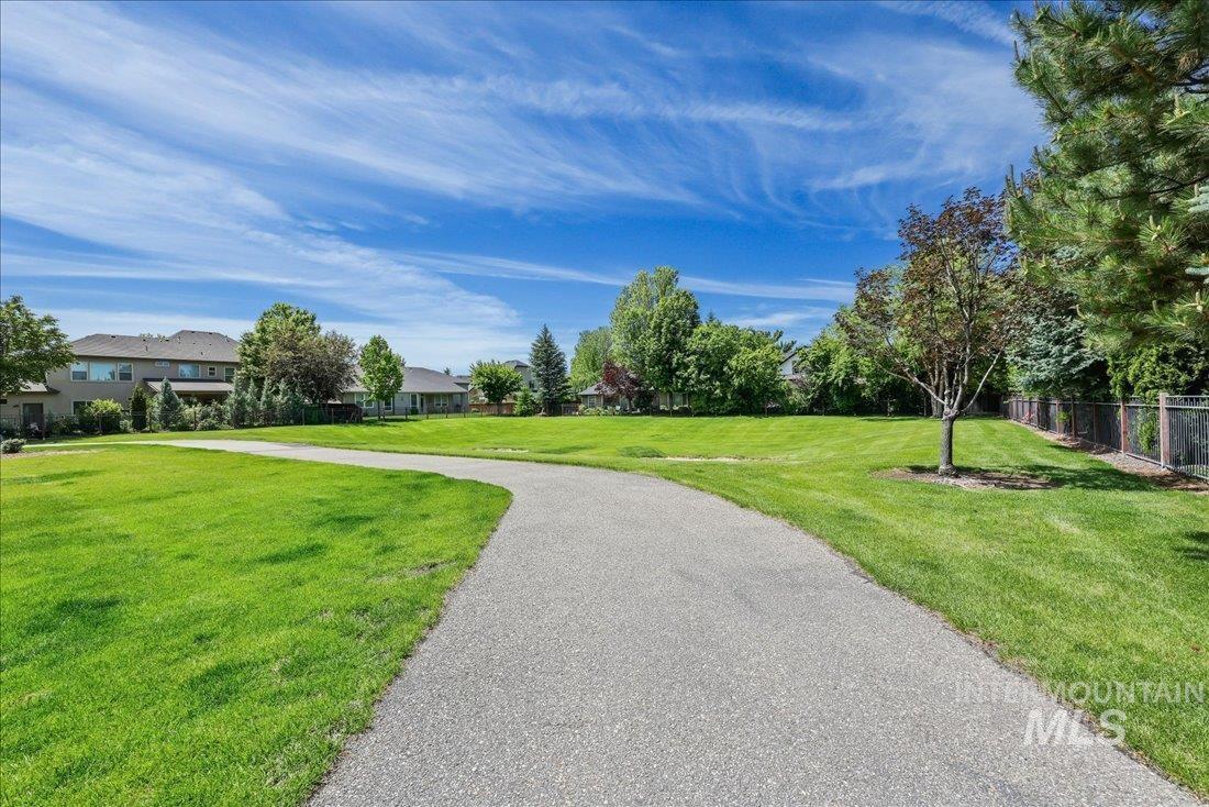 506 E Havasu Falls St. Property Photo 46