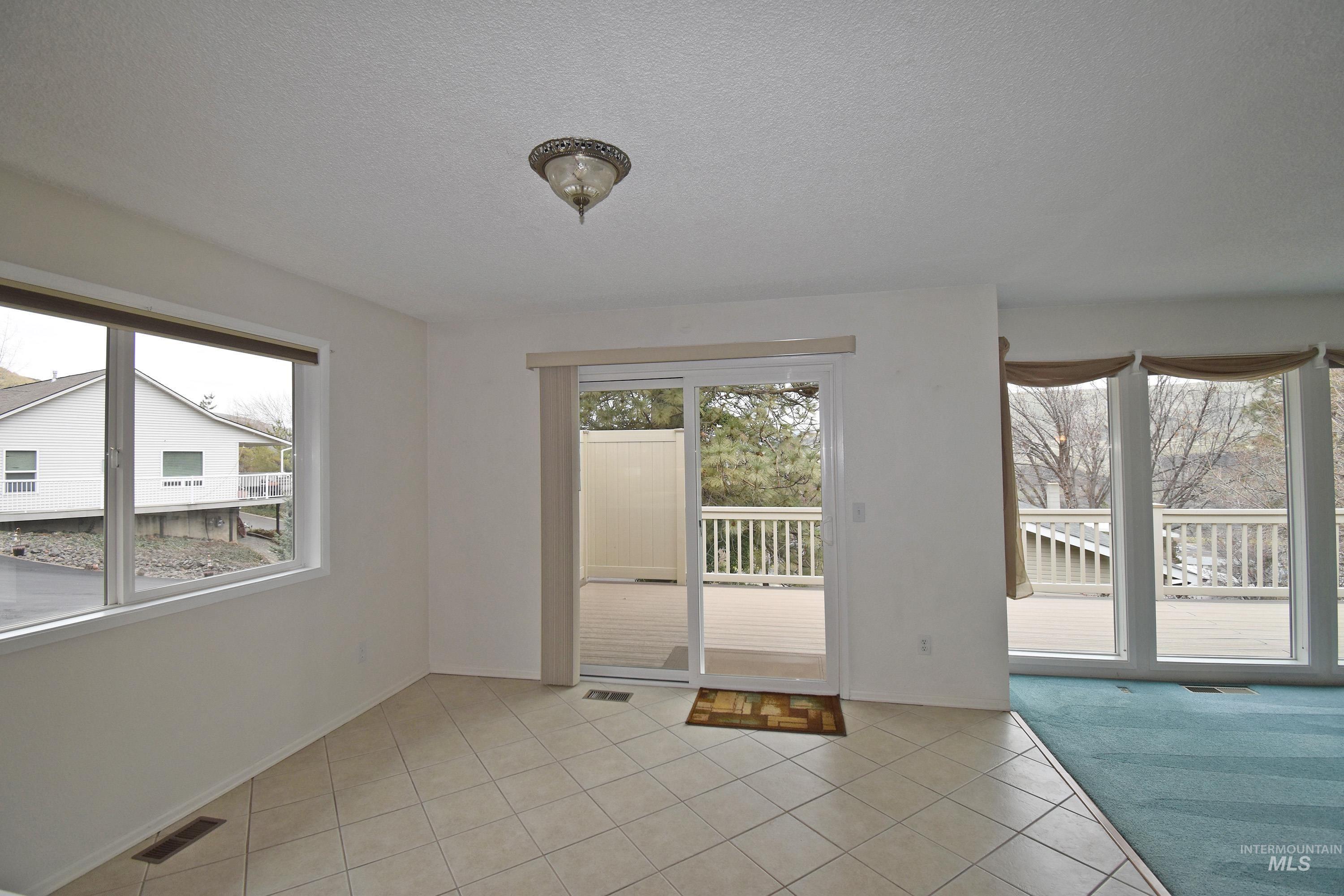 413 Garfield Street Property Photo 8