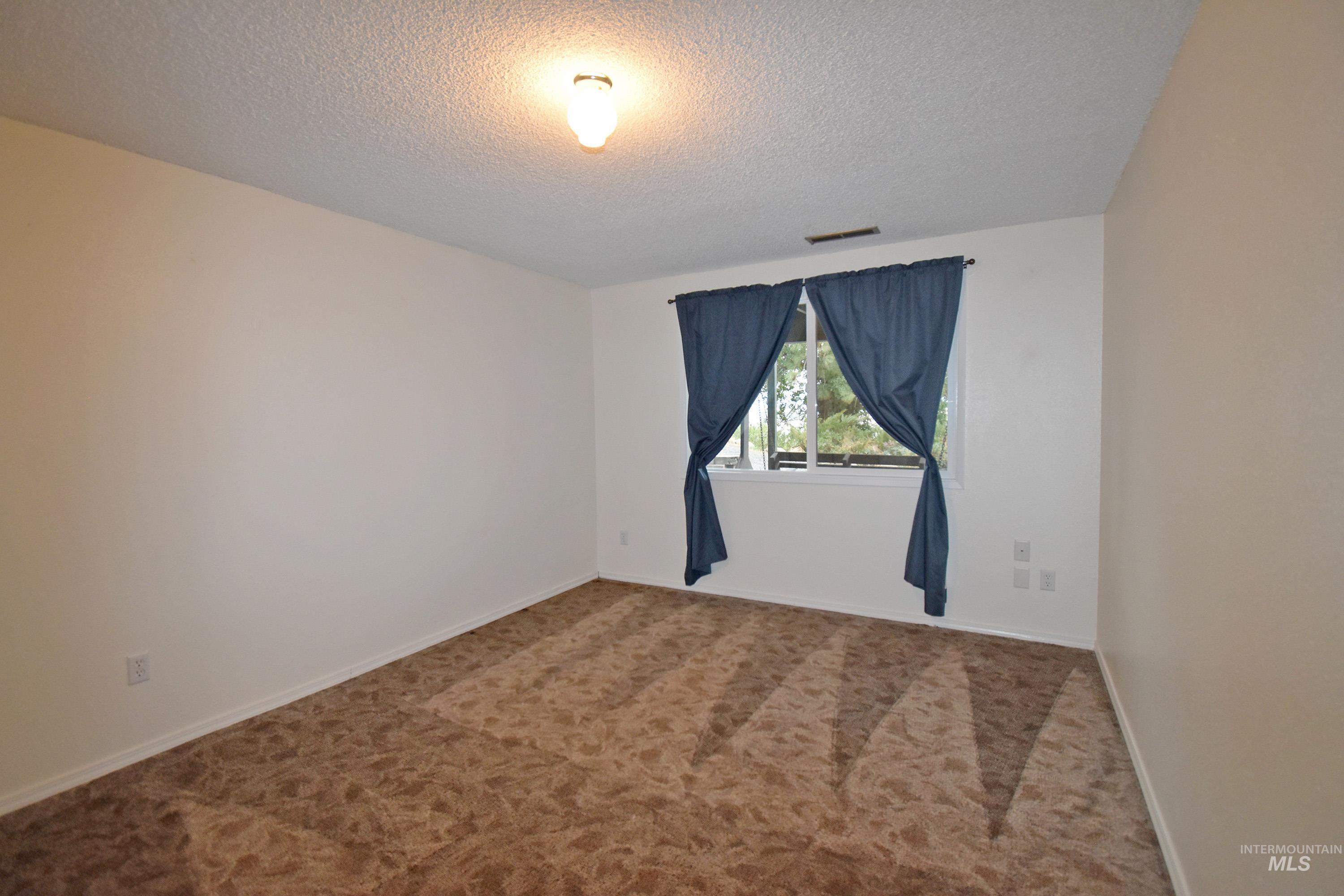 413 Garfield Street Property Photo 28