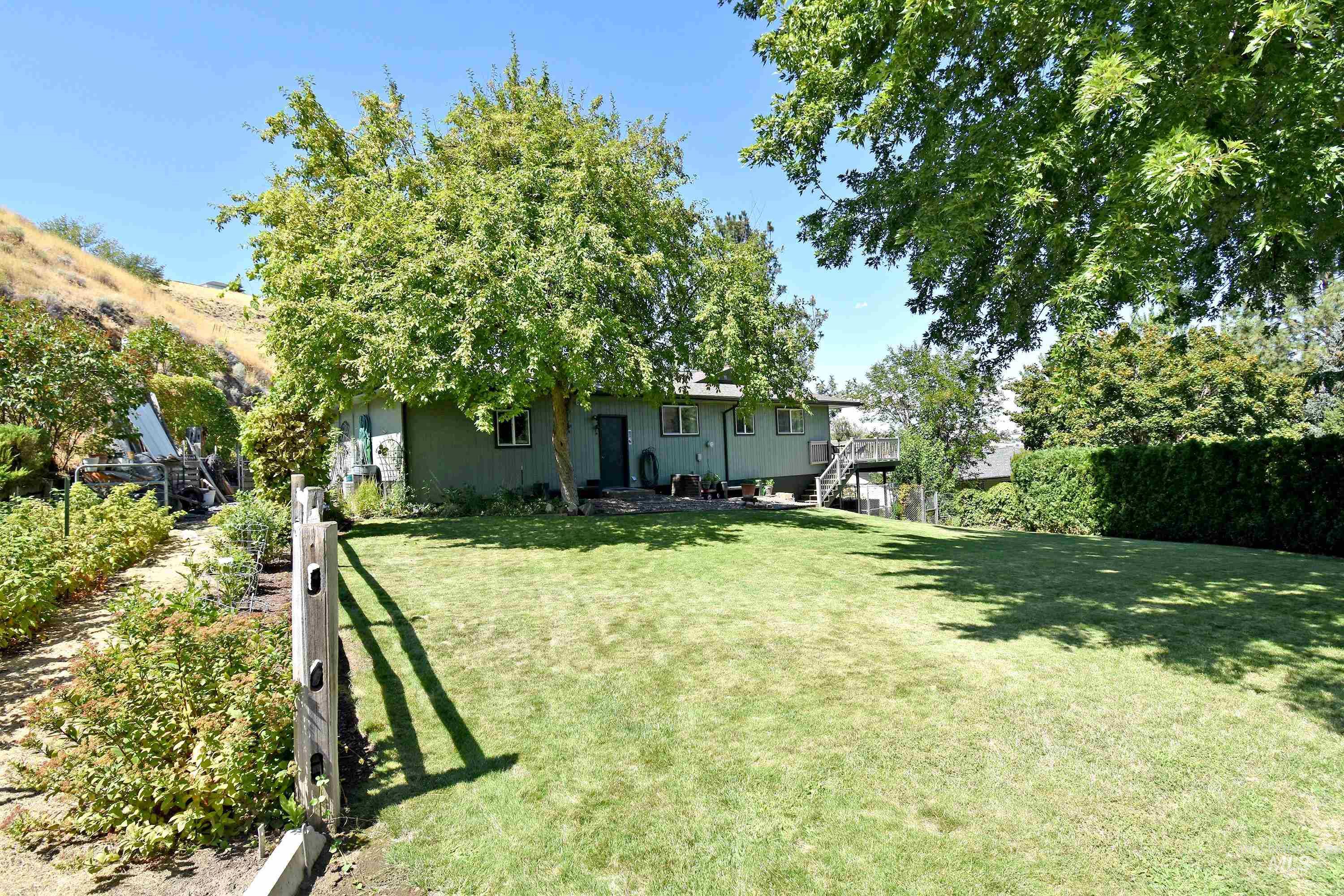 413 Garfield Street Property Photo 47