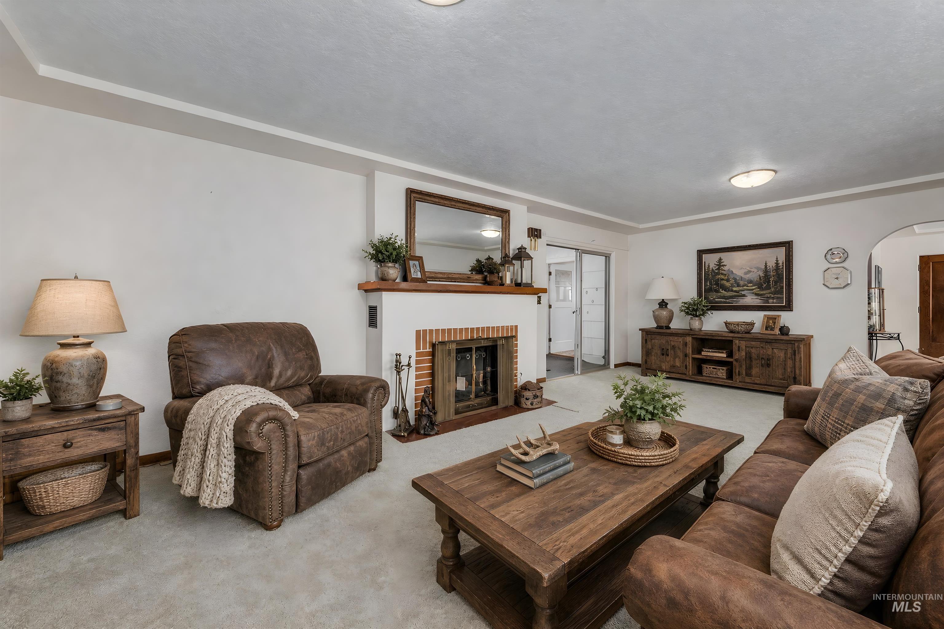 116 Pioneer Road