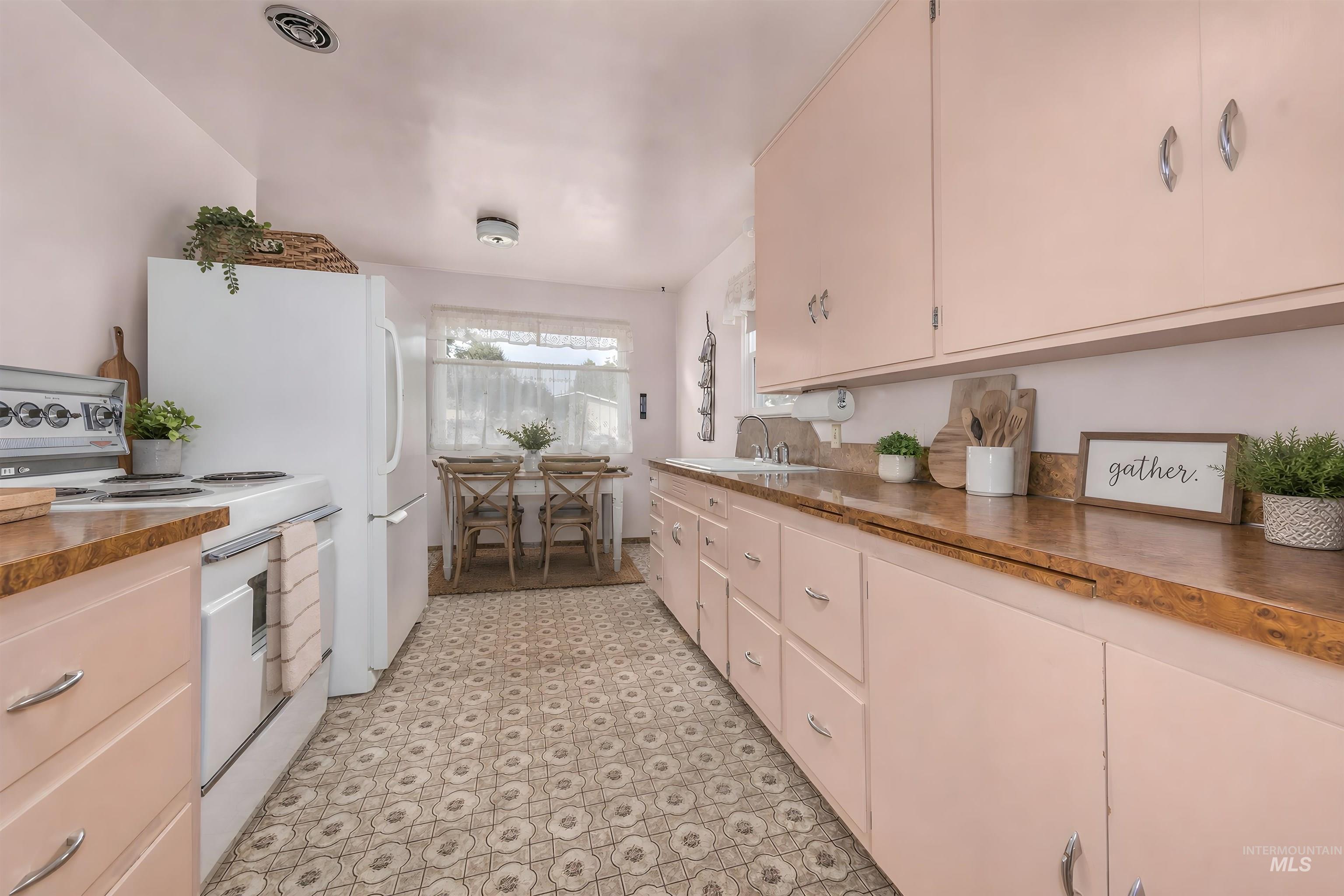 116 Pioneer Road Property Photo 10