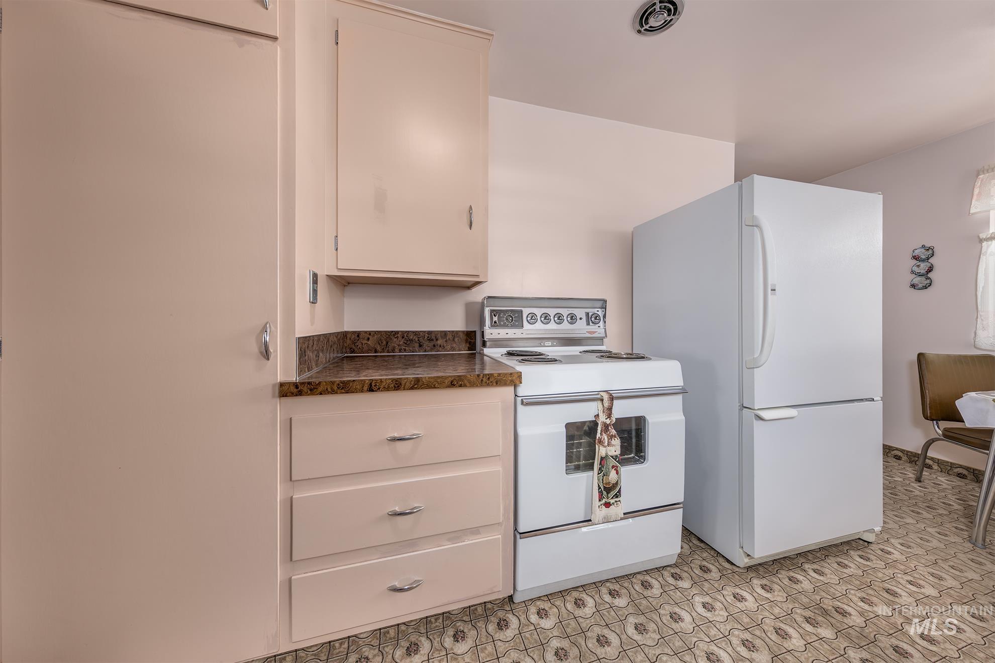 116 Pioneer Road Property Photo 11