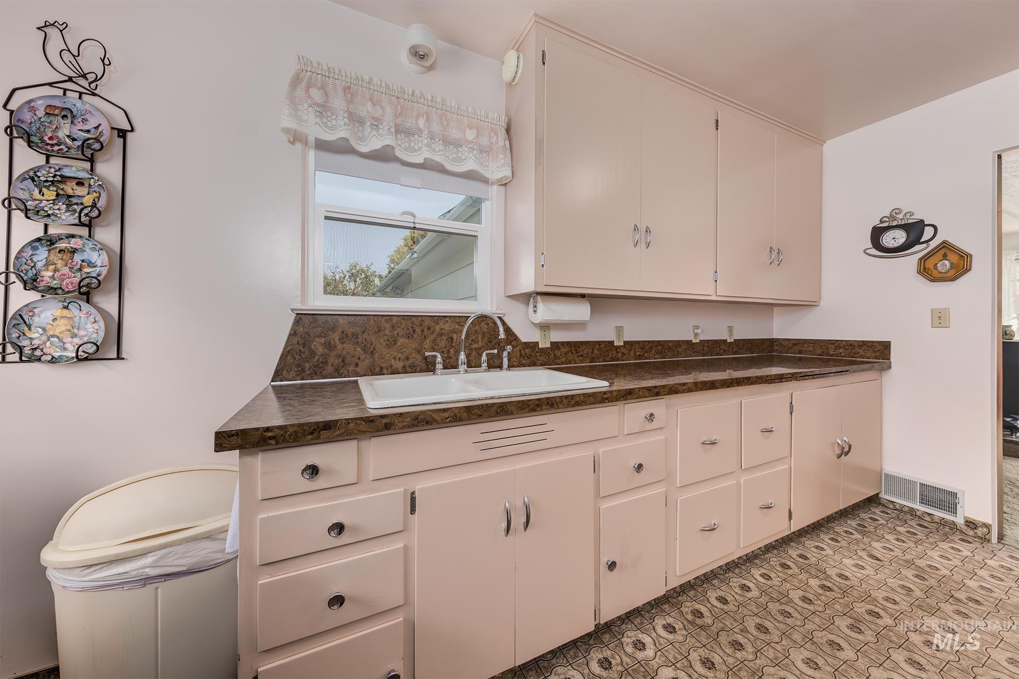 116 Pioneer Road Property Photo 12