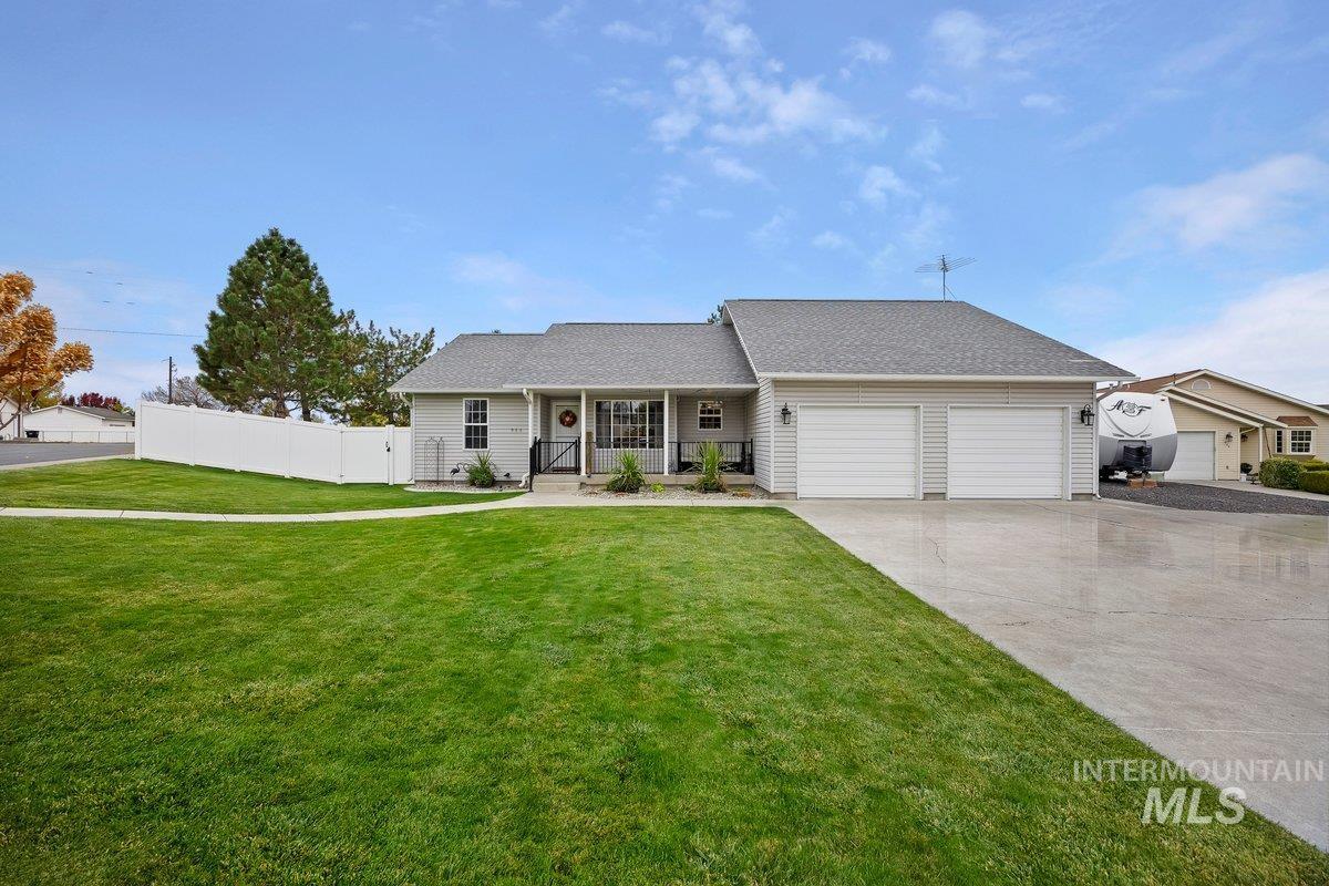 966 Milner Street Property Photo 1