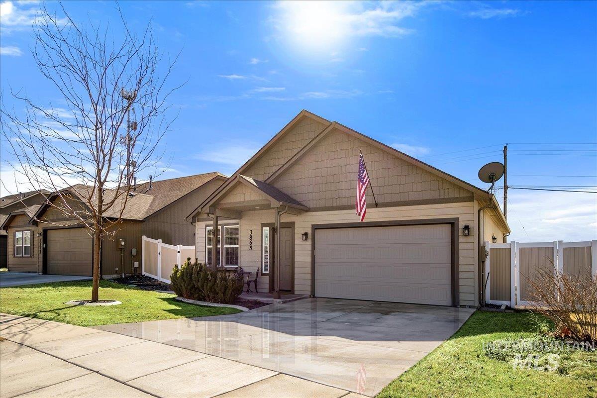 3865 S Windy Ridge Dr Property Photo 3