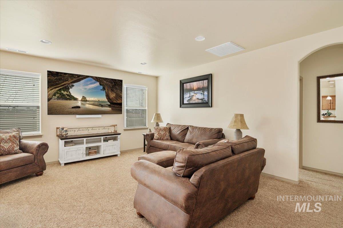 3865 S Windy Ridge Dr Property Photo 8