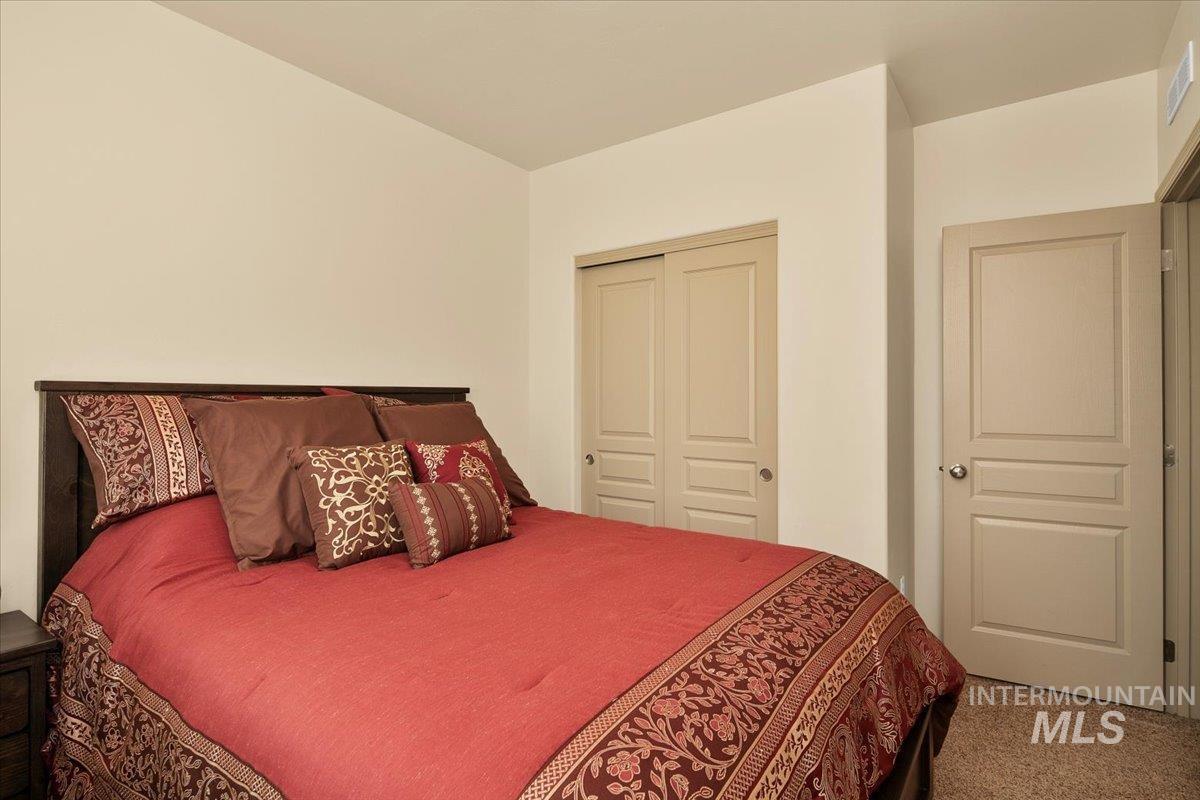 3865 S Windy Ridge Dr Property Photo 27