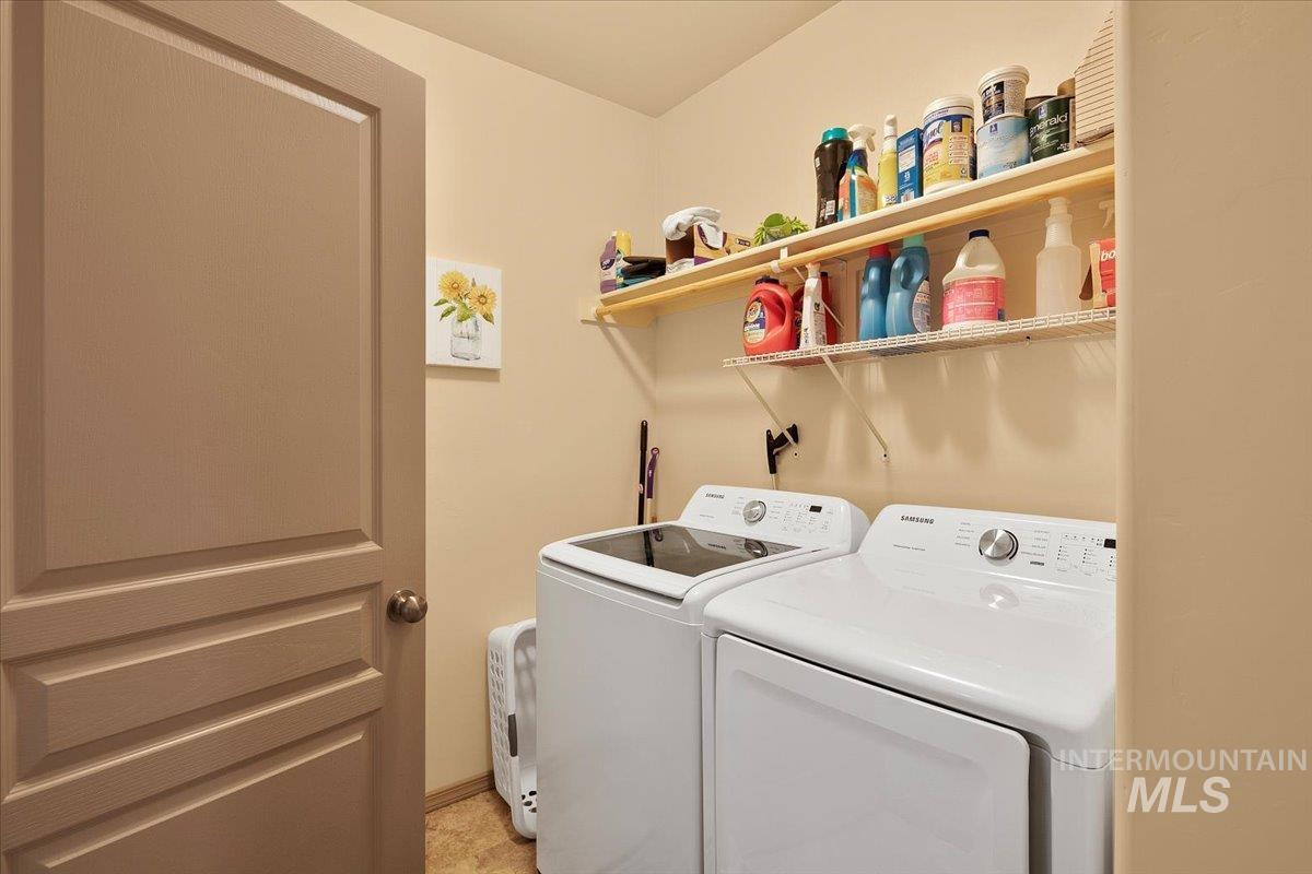 3865 S Windy Ridge Dr Property Photo 31