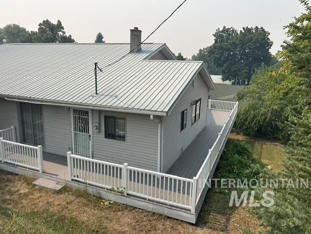 237 E North St Property Photo 10