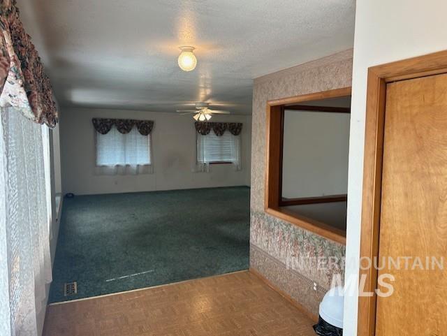 237 E North St Property Photo 12