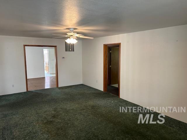 237 E North St Property Photo 16