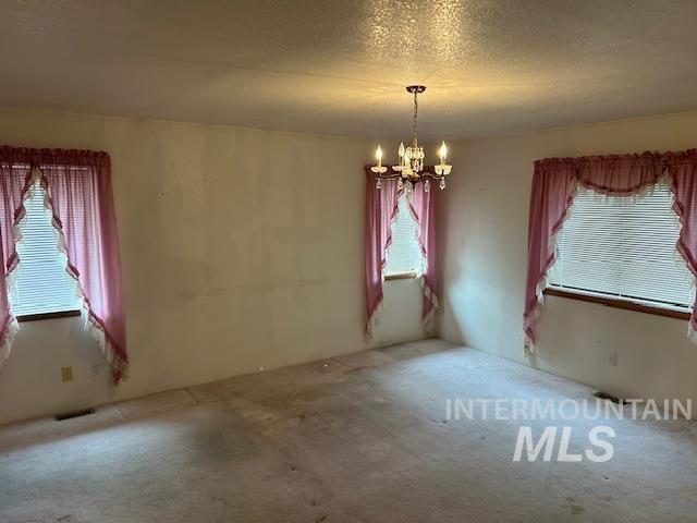 237 E North St Property Photo 17