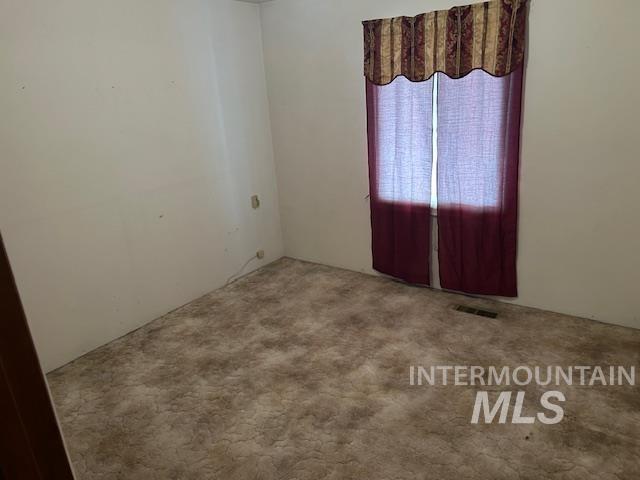237 E North St Property Photo 21