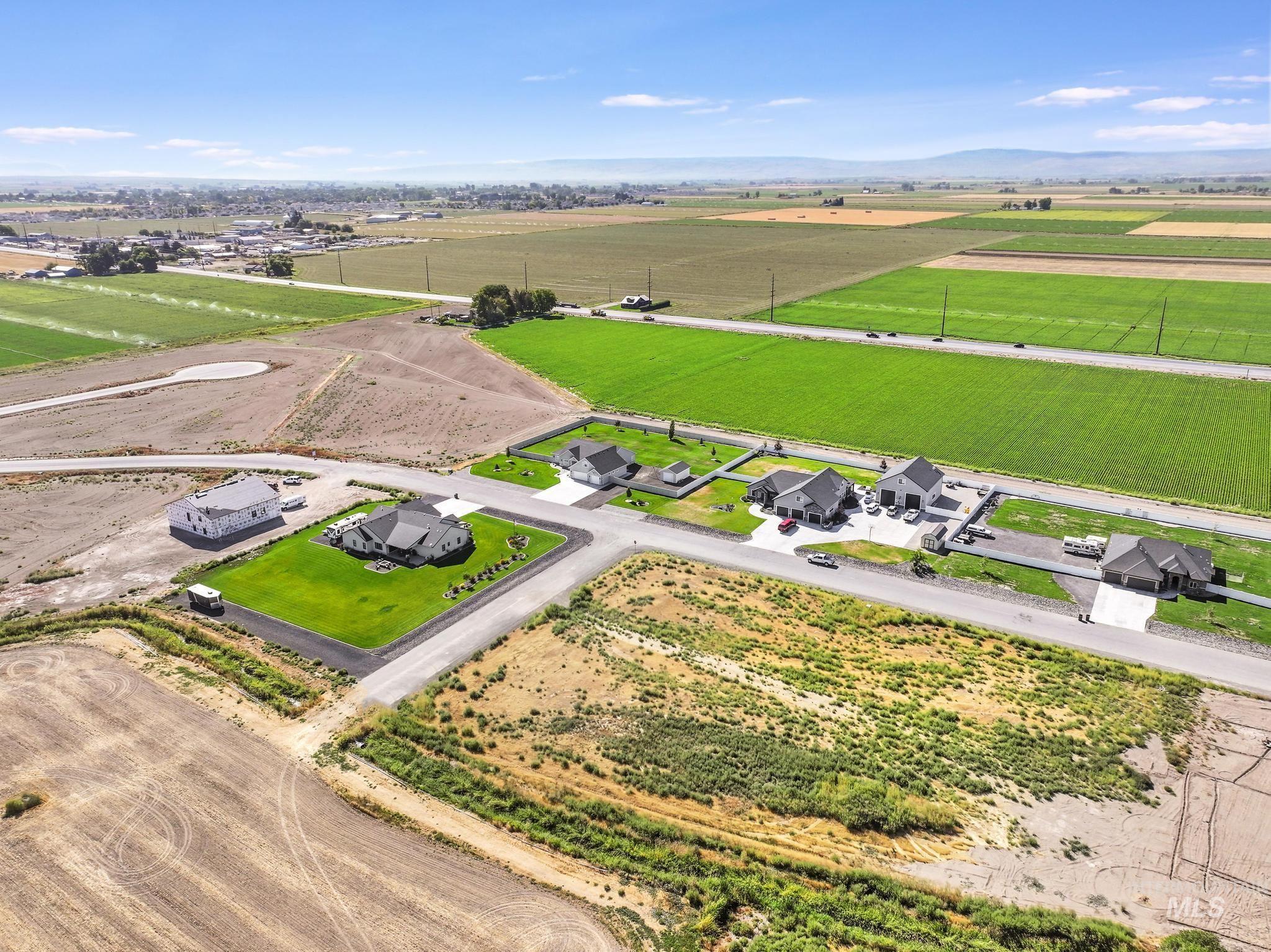 3314 E 3818 N Property Photo 5