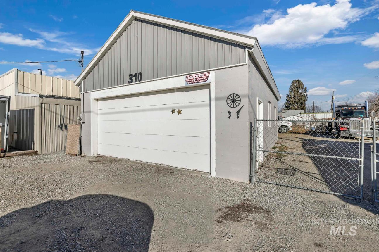 310 Highway 30 Property Photo 2