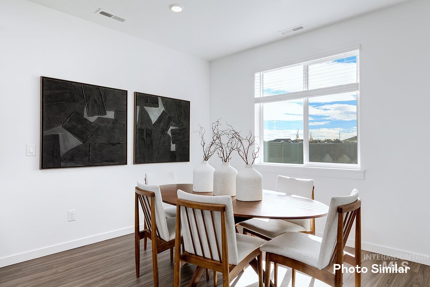 220 Ravello St Property Photo 16