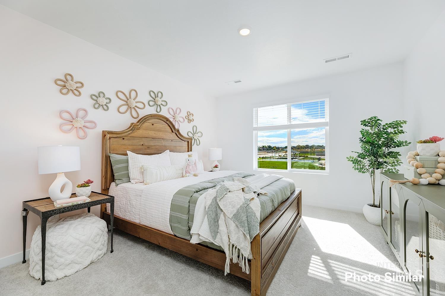 220 Ravello St Property Photo 23