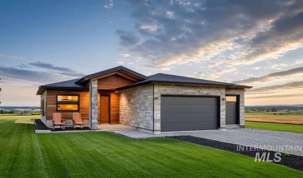 600 Oxford St Property Photo 1