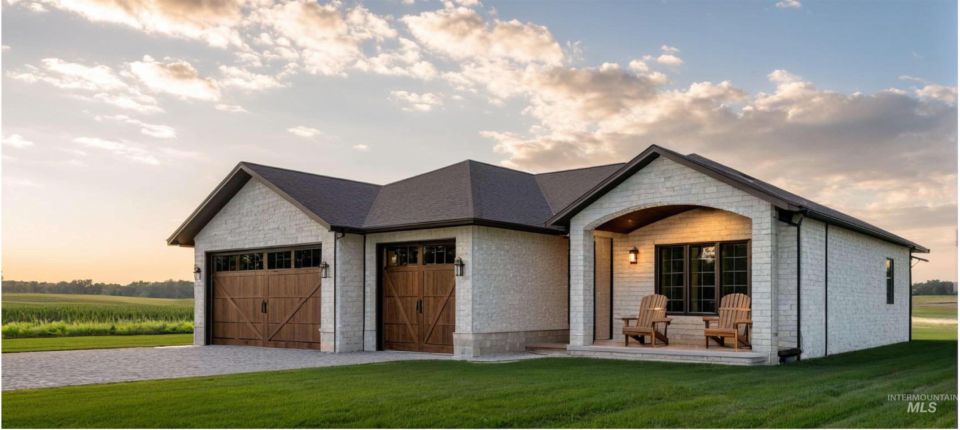 2349 Bristol Avenue Property Photo 1