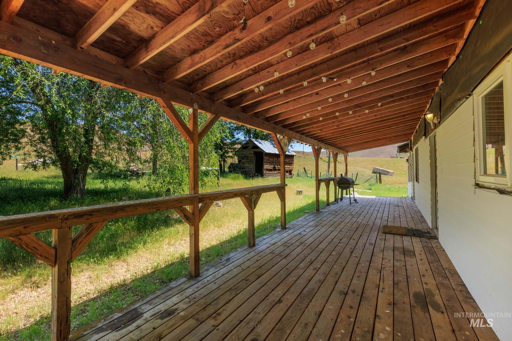 5208 Highway 52 Property Photo 5