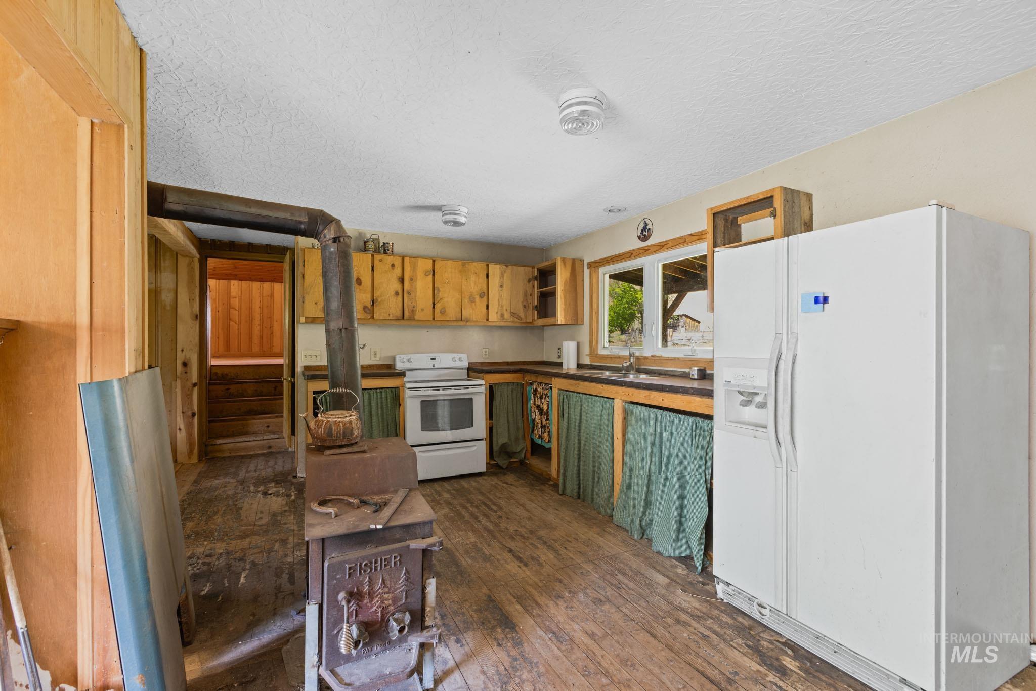 5208 Highway 52 Property Photo 13