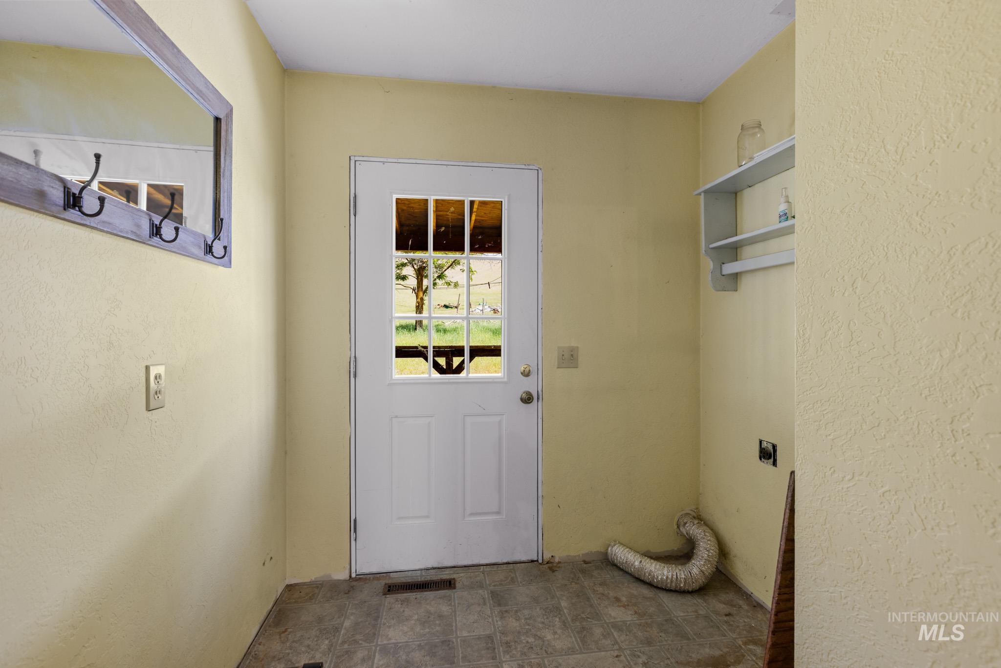 5208 Highway 52 Property Photo 20