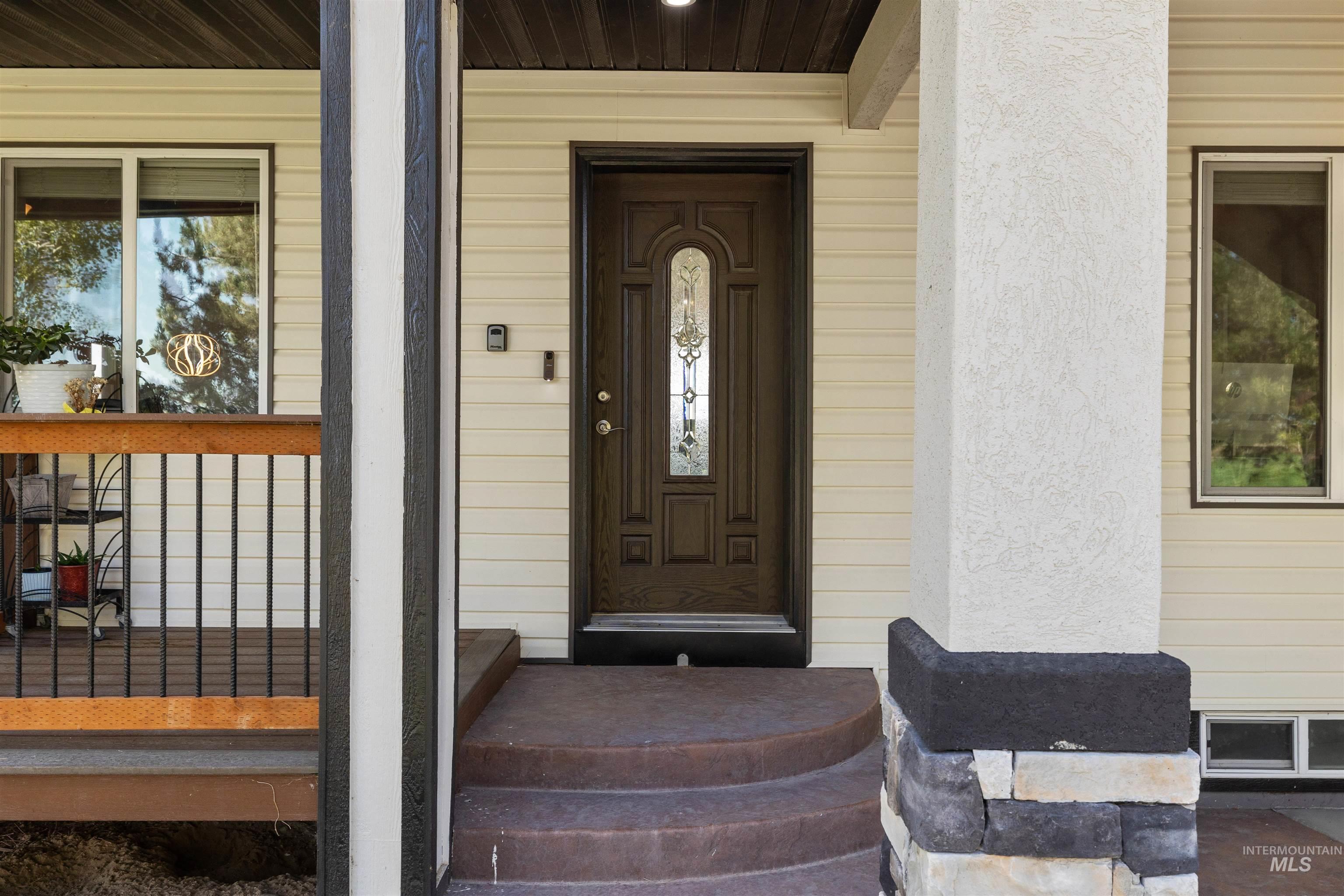 61 S 400 W Property Photo 4