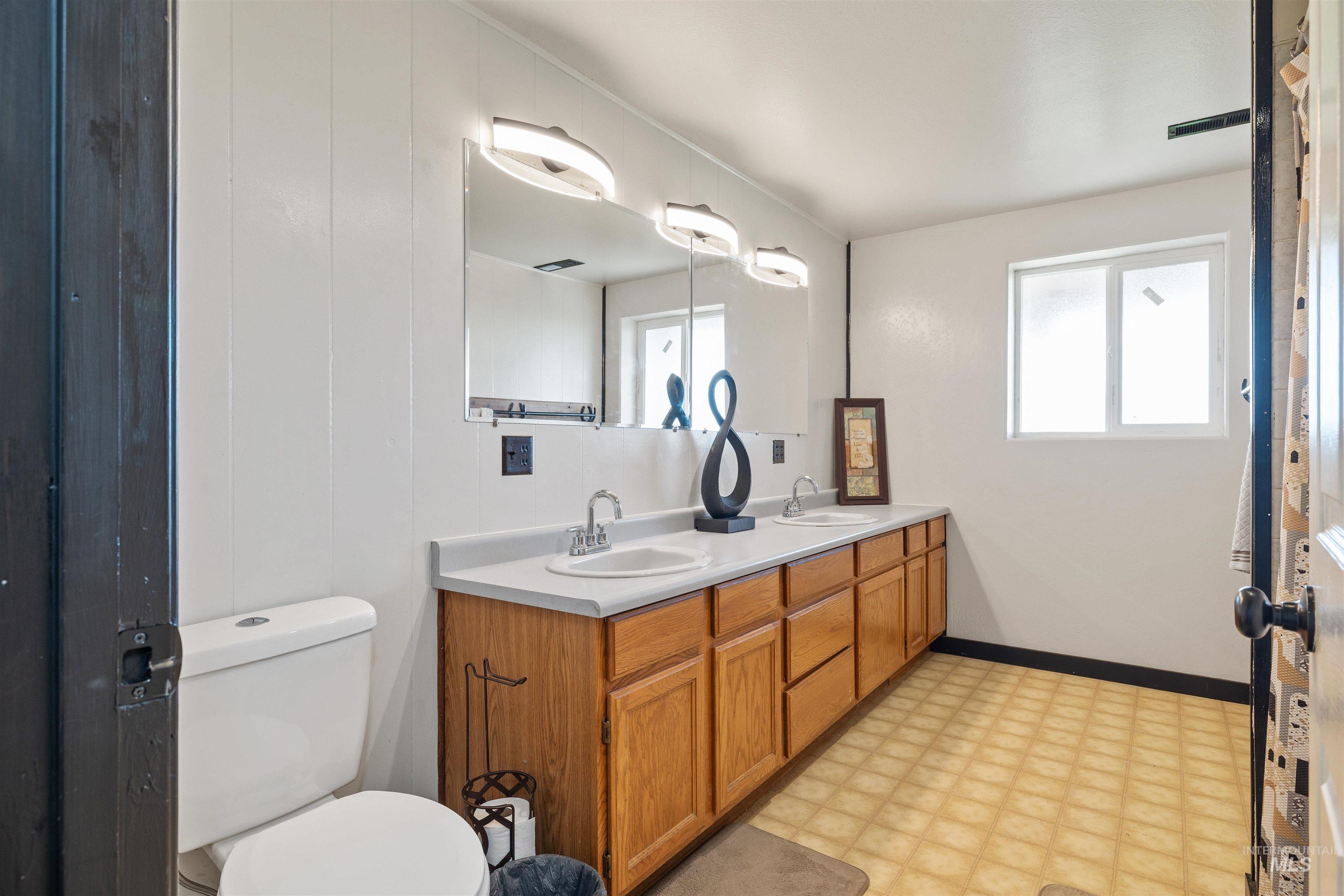 61 S 400 W Property Photo 27