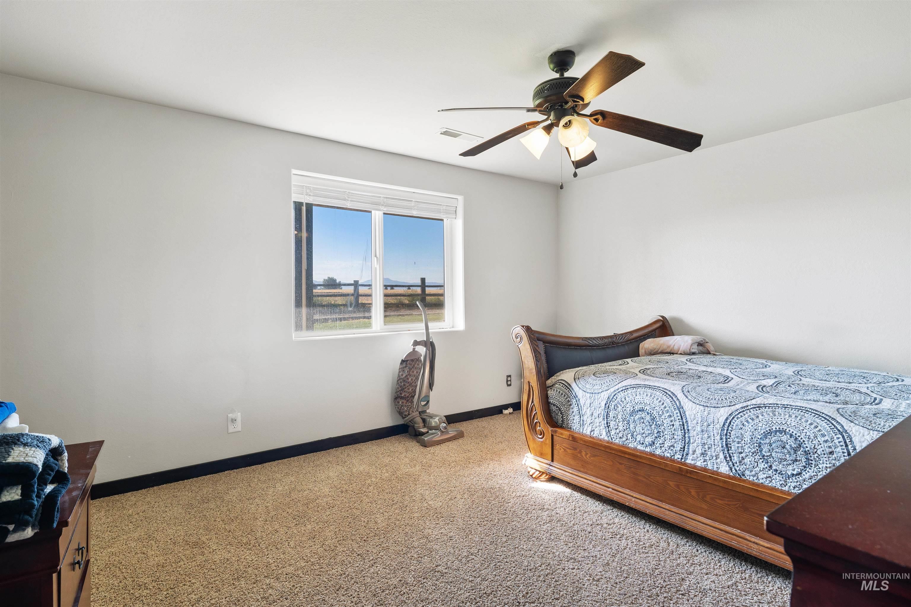 61 S 400 W Property Photo 28