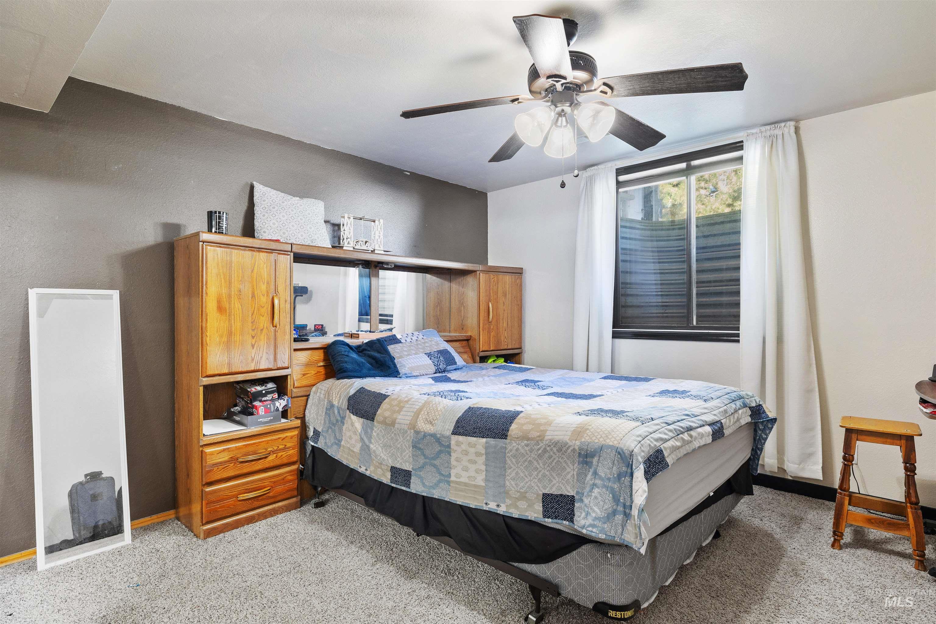 61 S 400 W Property Photo 30