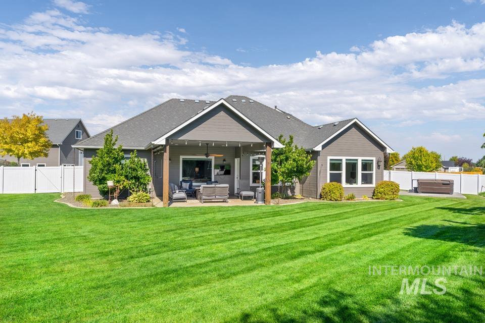 100 E Garret St Property Photo 5