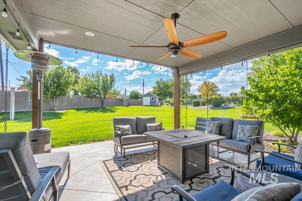 100 E Garret St Property Photo 6