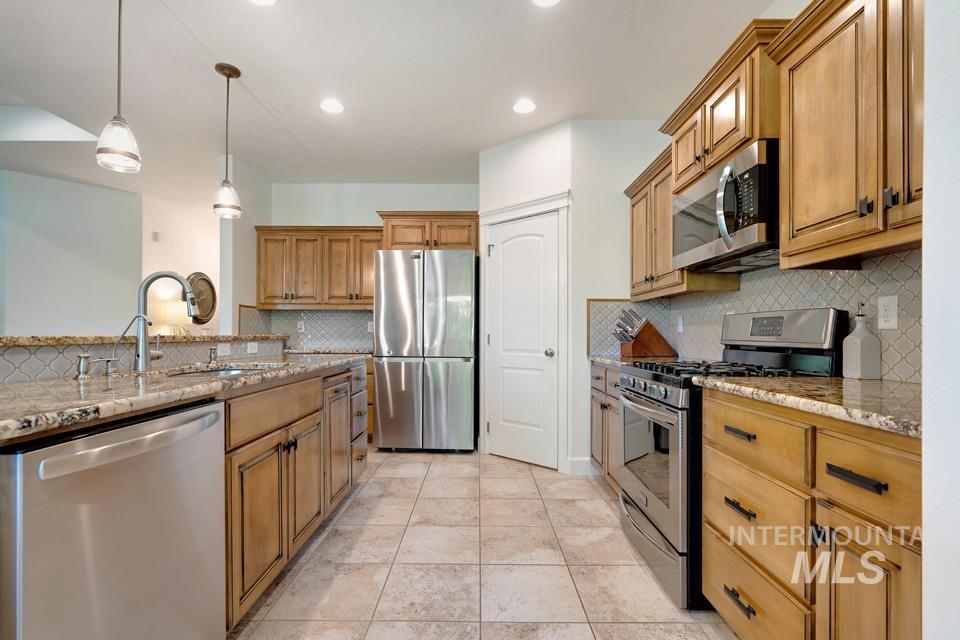 100 E Garret St Property Photo 19