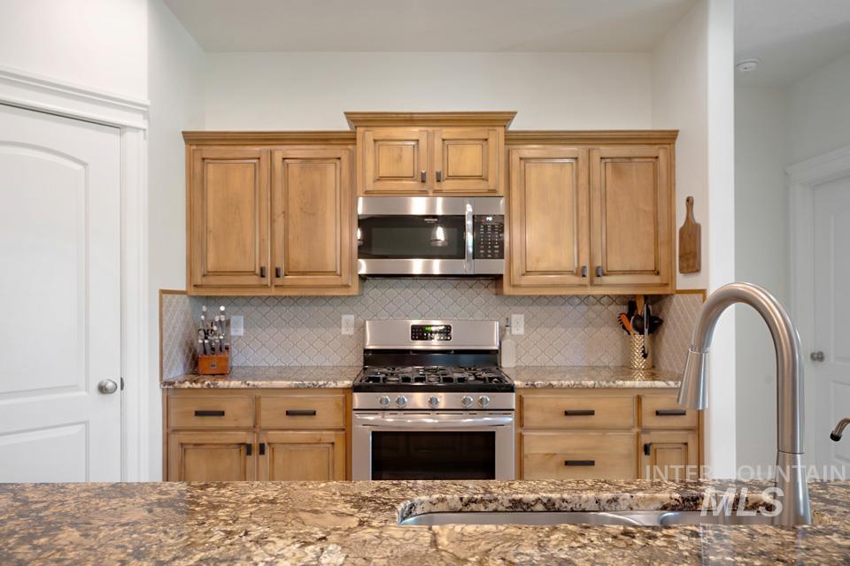 100 E Garret St Property Photo 25