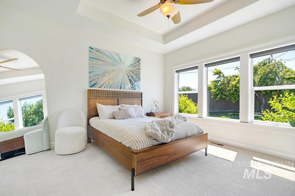 100 E Garret St Property Photo 27