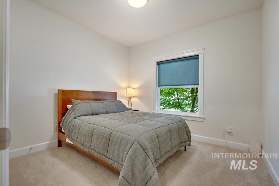 100 E Garret St Property Photo 34