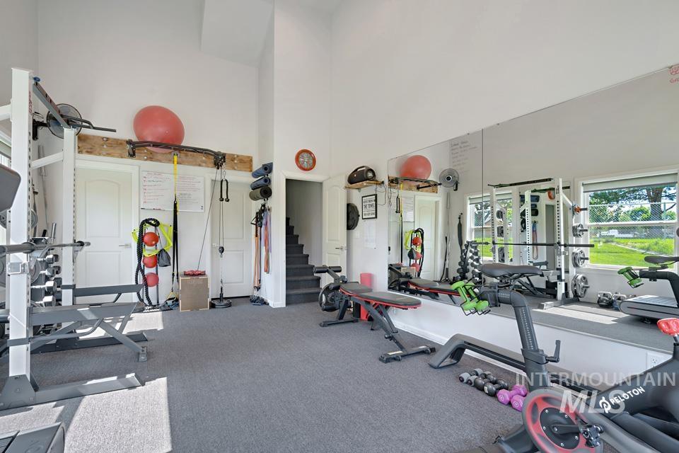 100 E Garret St Property Photo 43