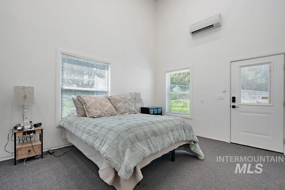 100 E Garret St Property Photo 45