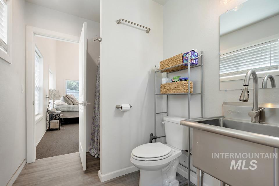 100 E Garret St Property Photo 46