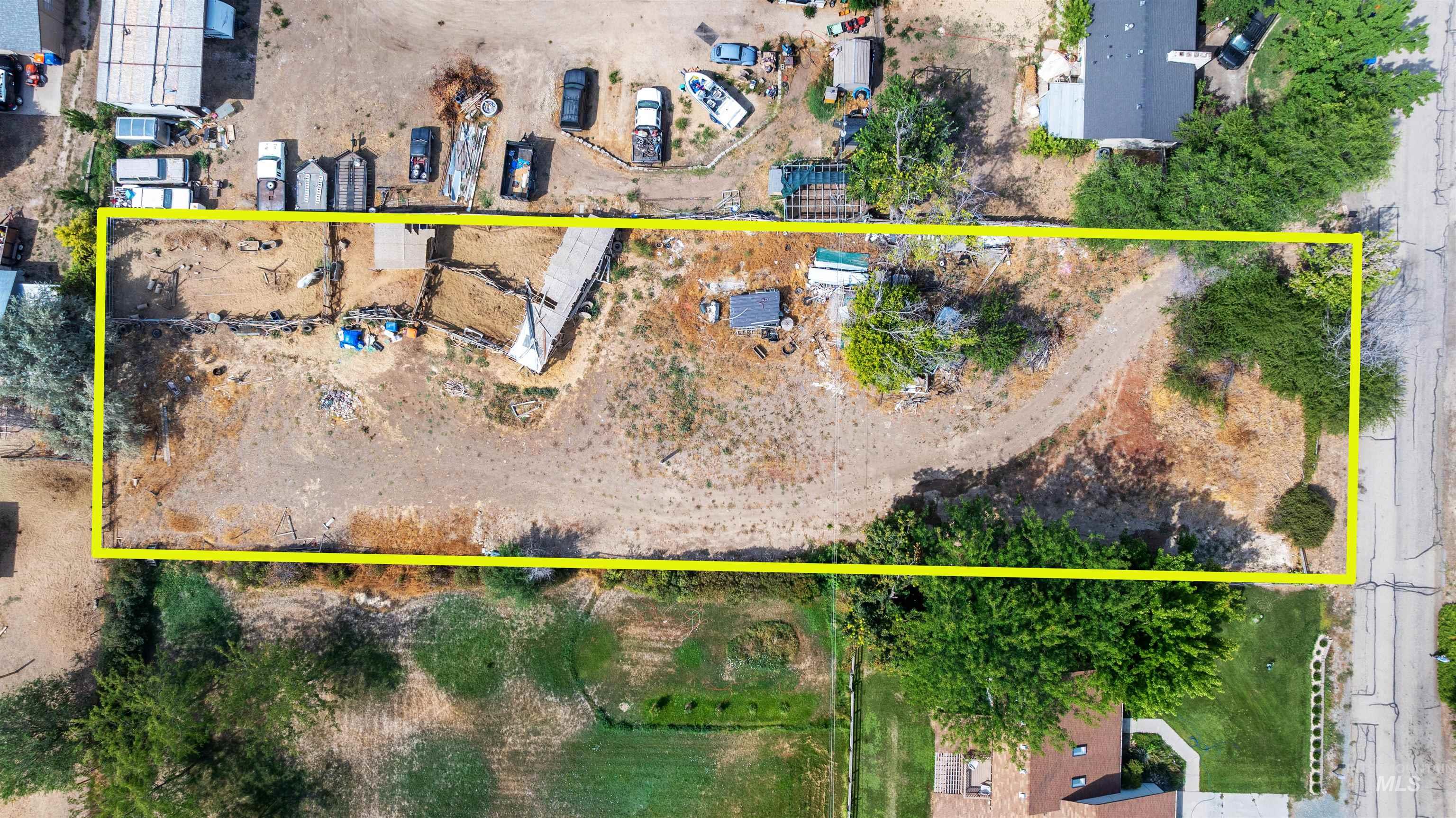 10553 W Reutzel Dr Property Photo 4