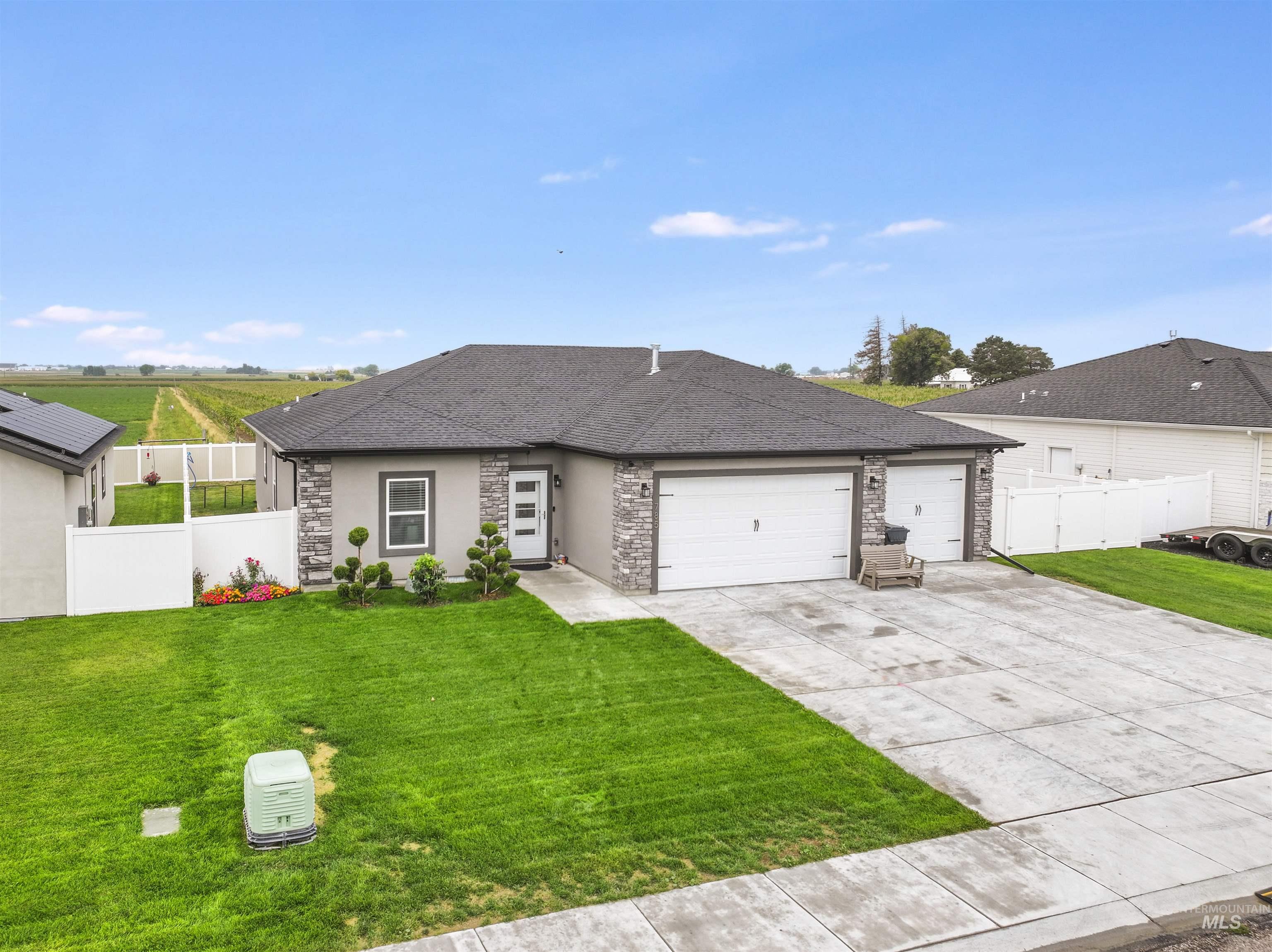 Picture of 785 Heidi Terrace