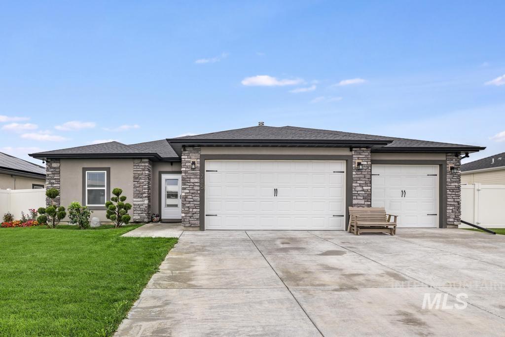 785 Heidi Terrace Property Photo 6