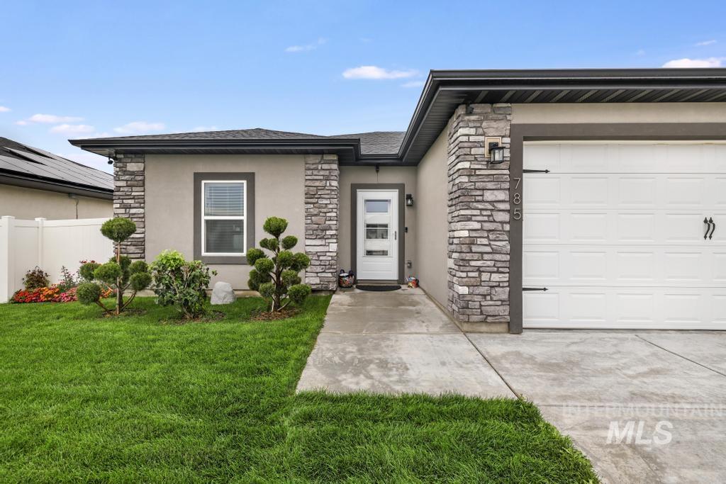 785 Heidi Terrace Property Photo 7