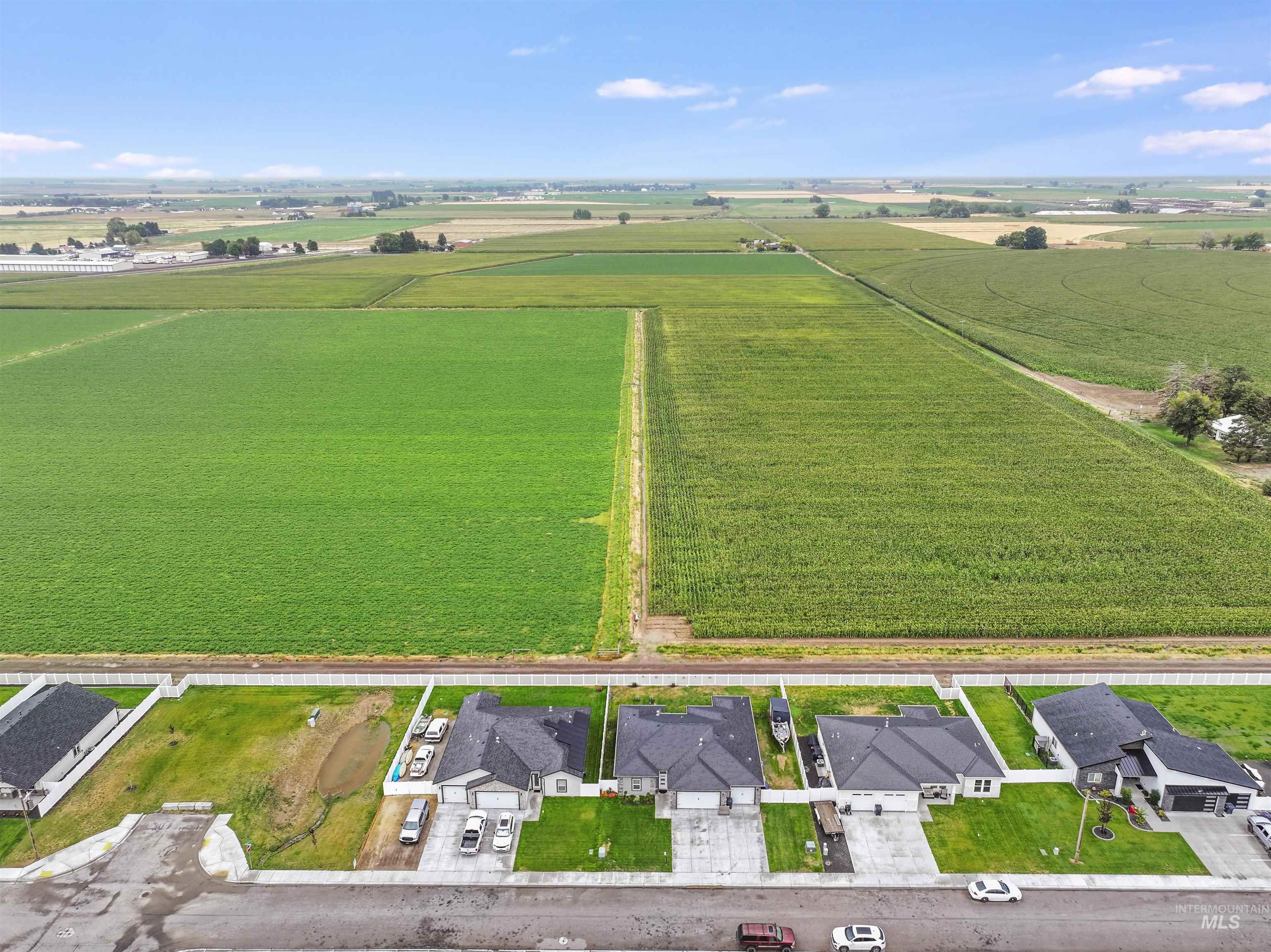 785 Heidi Terrace Property Photo 40