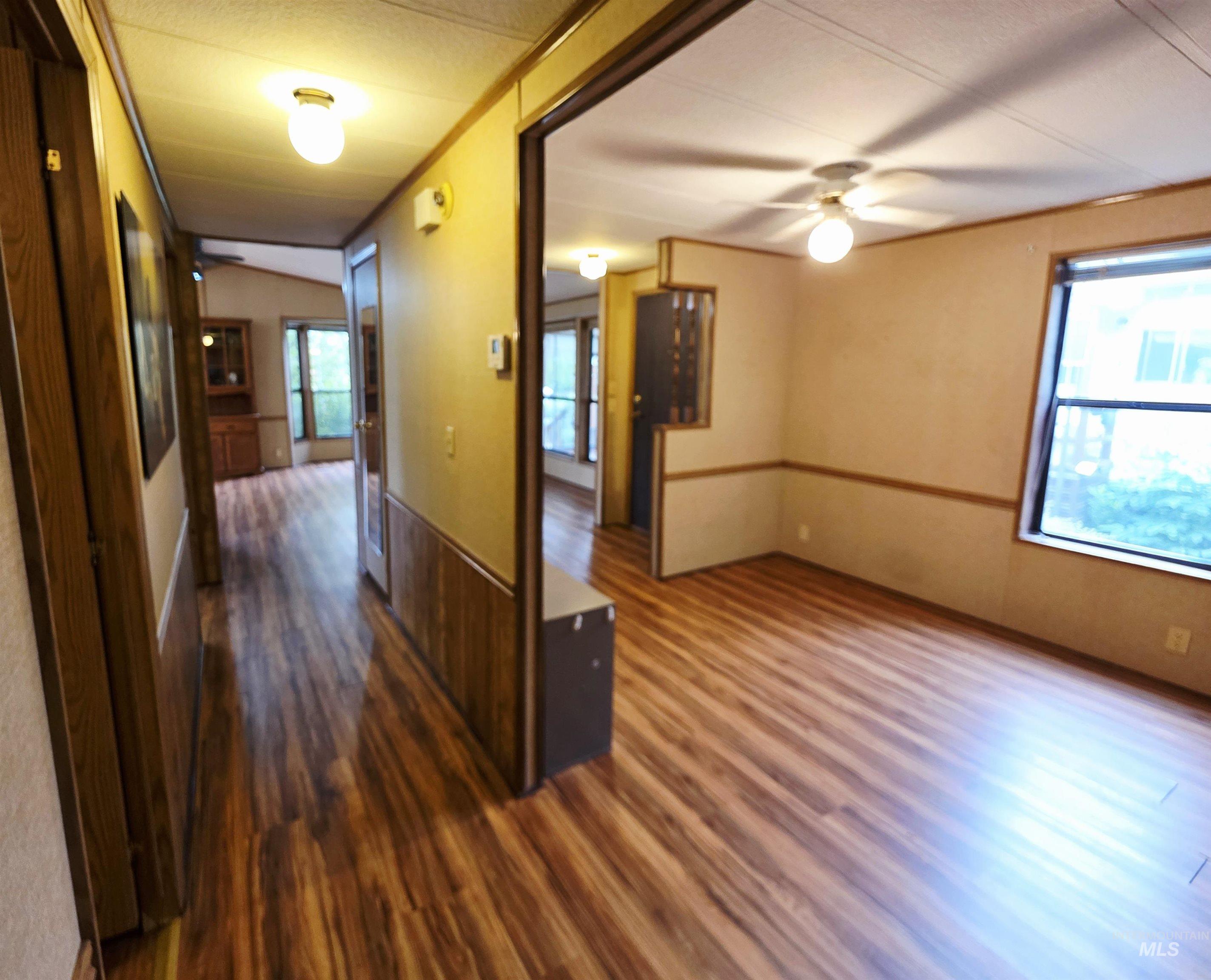 2015 6th Ave Property Photo 16