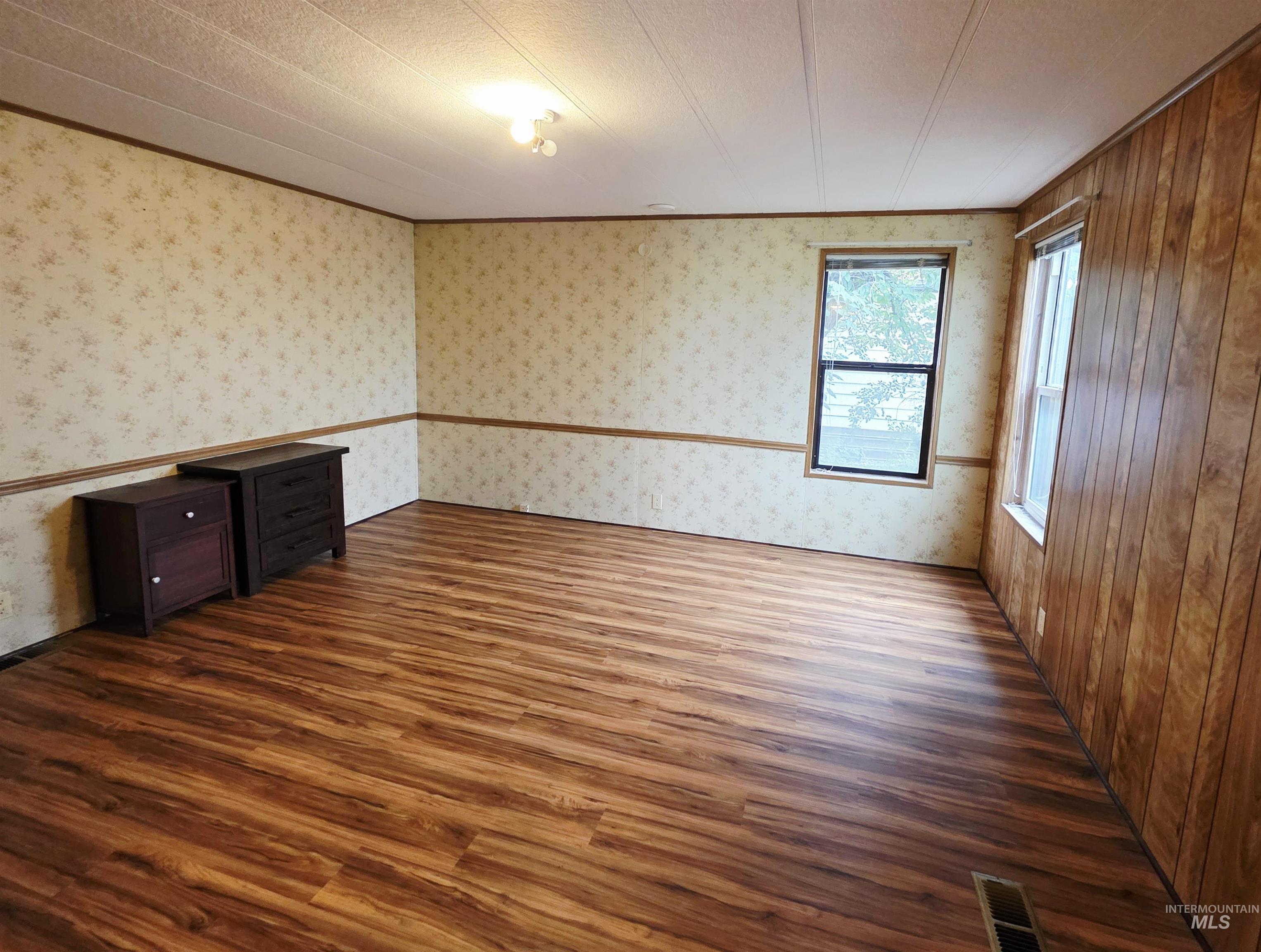 2015 6th Ave Property Photo 18